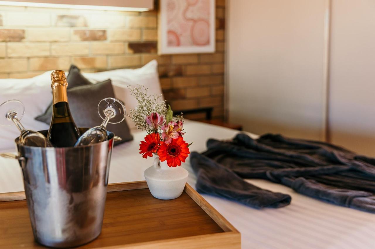 Abacus Motel Mount Isa Ngoại thất bức ảnh