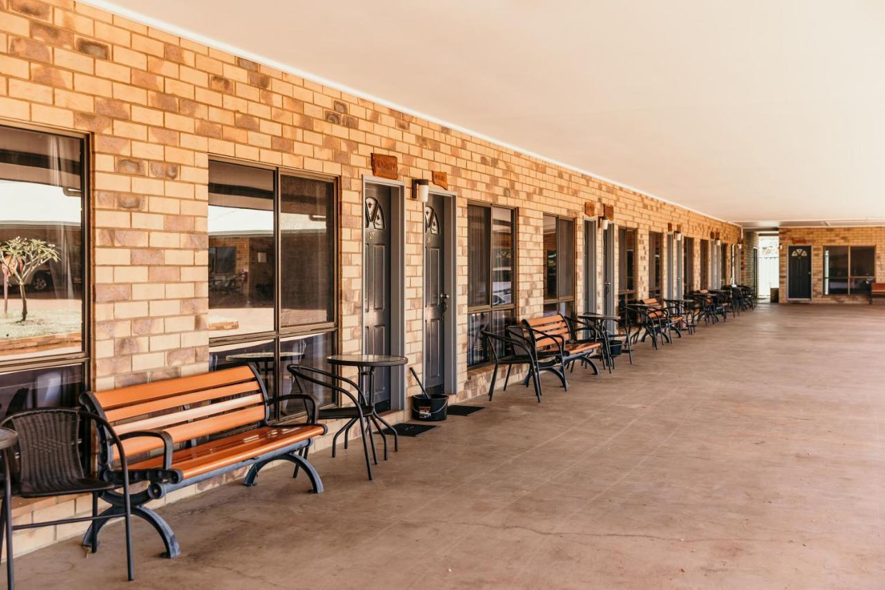 Abacus Motel Mount Isa Ngoại thất bức ảnh